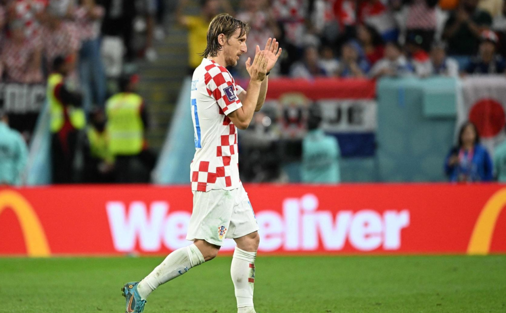 赛地聚焦——荷甲清晨热度飙升，塞维利亚远射贴柱，话题不断，赛季目标并未改变的简单介绍