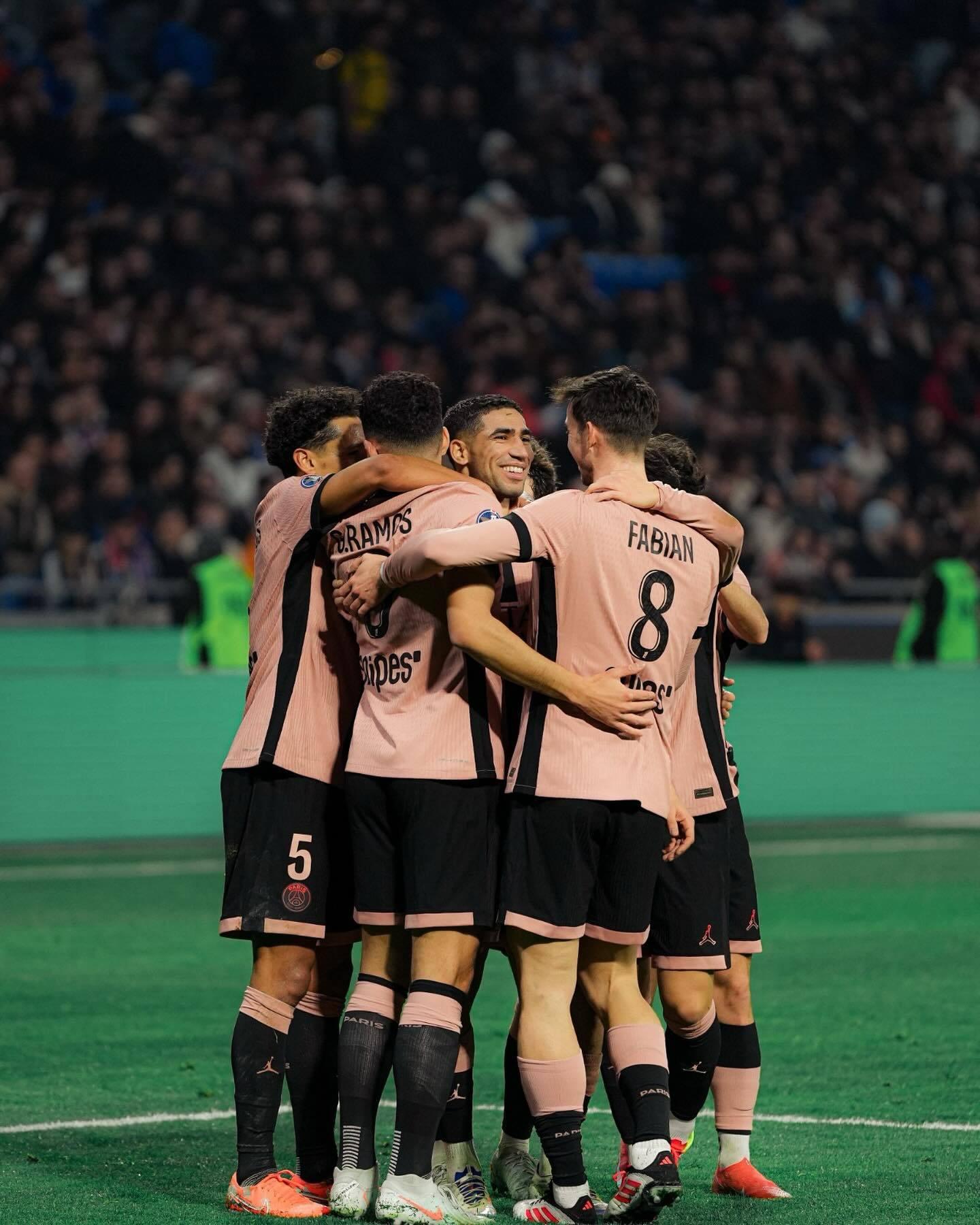 利物浦关键时刻官宣签约；志在全明星赛名次提升；引发热议；球队文化再被提及的简单介绍